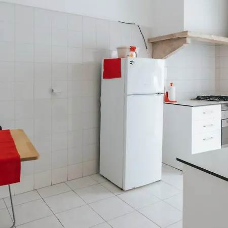 Проживание в семье Aquilla Family 303 *