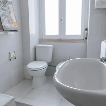 Проживание в семье Aquilla Family 303