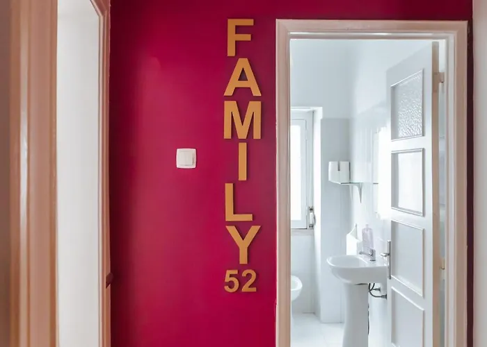 Aquilla Family 303 Проживання в сім'ї *