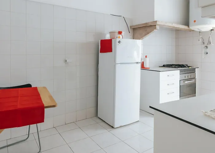 Проживання в сім'ї Aquilla Family 303 *