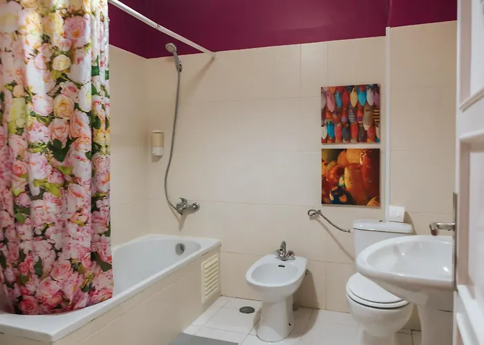 Aquilla Family 303 Проживання в сім'ї *