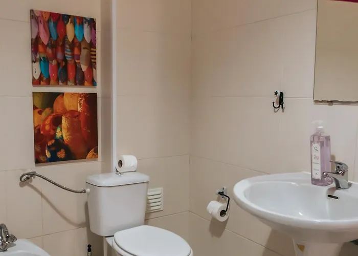 Aquilla Family 303 Проживання в сім'ї *