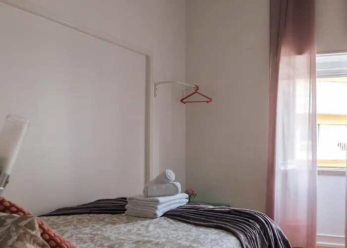 Aquilla Family 303 * Лісабон