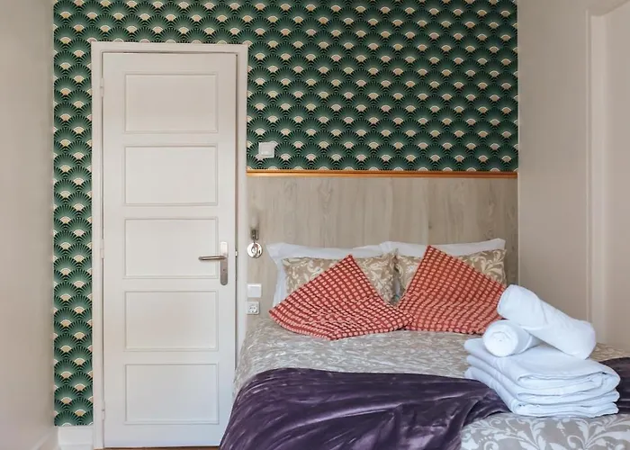 Aquilla Family 303 Лісабон