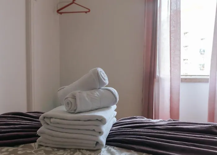 Проживання в сім'ї Aquilla Family 303 *